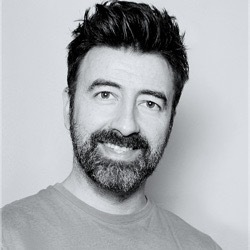 David Pöge, Inhaber der Herzlichen Helfer.